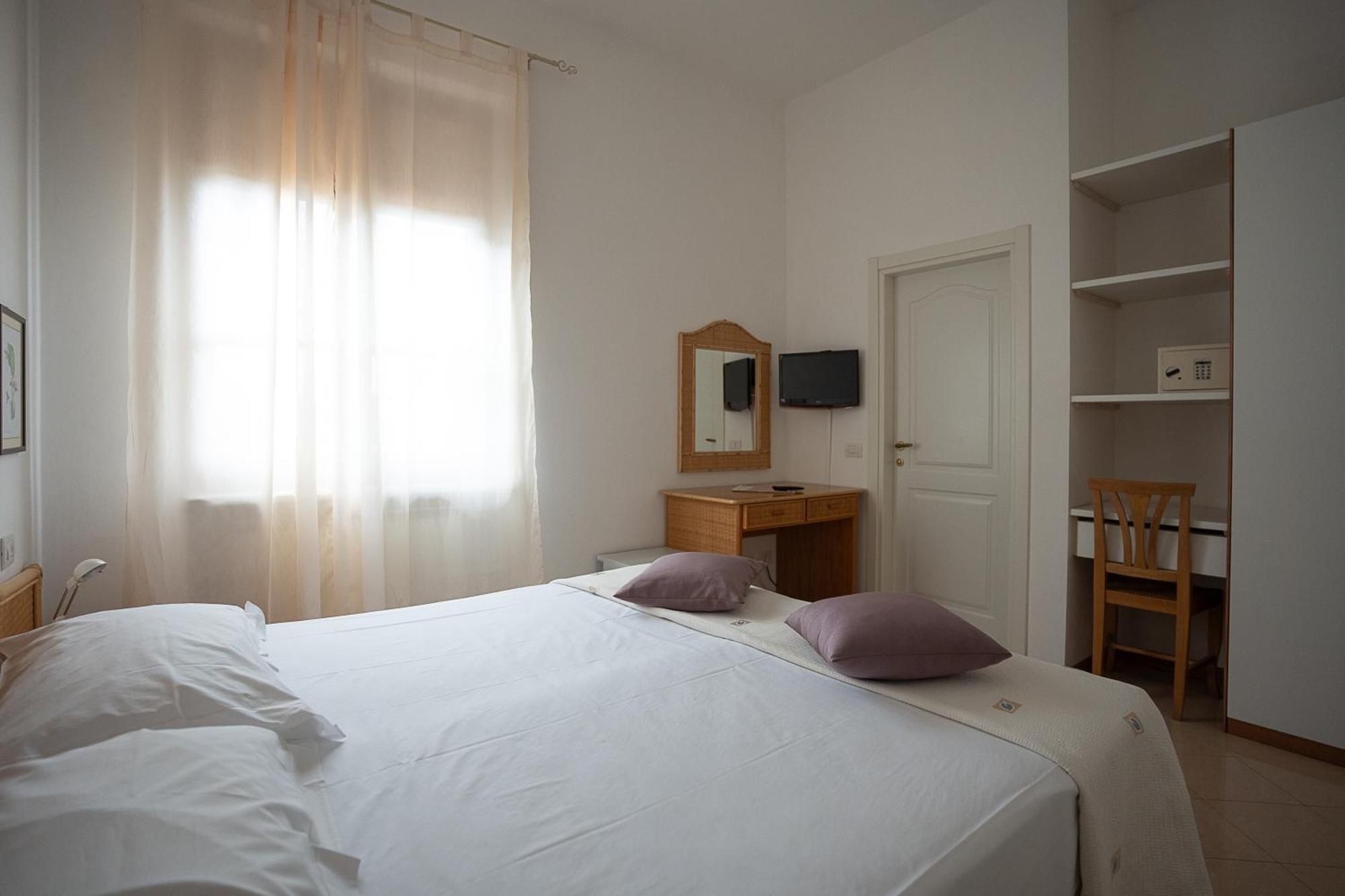 Hotel Bellonda Forte dei Marmi Bagian luar foto